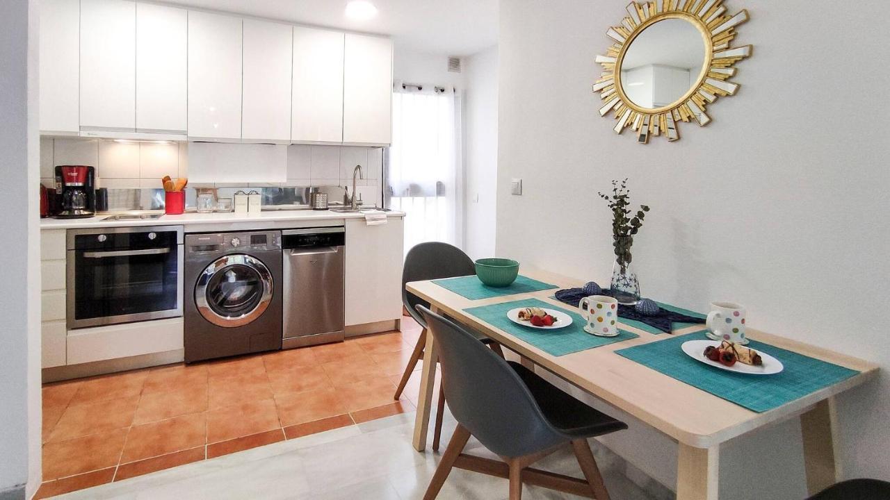 Apartamento Plaza De Cristos Con Jardin By Sharingco Málaga